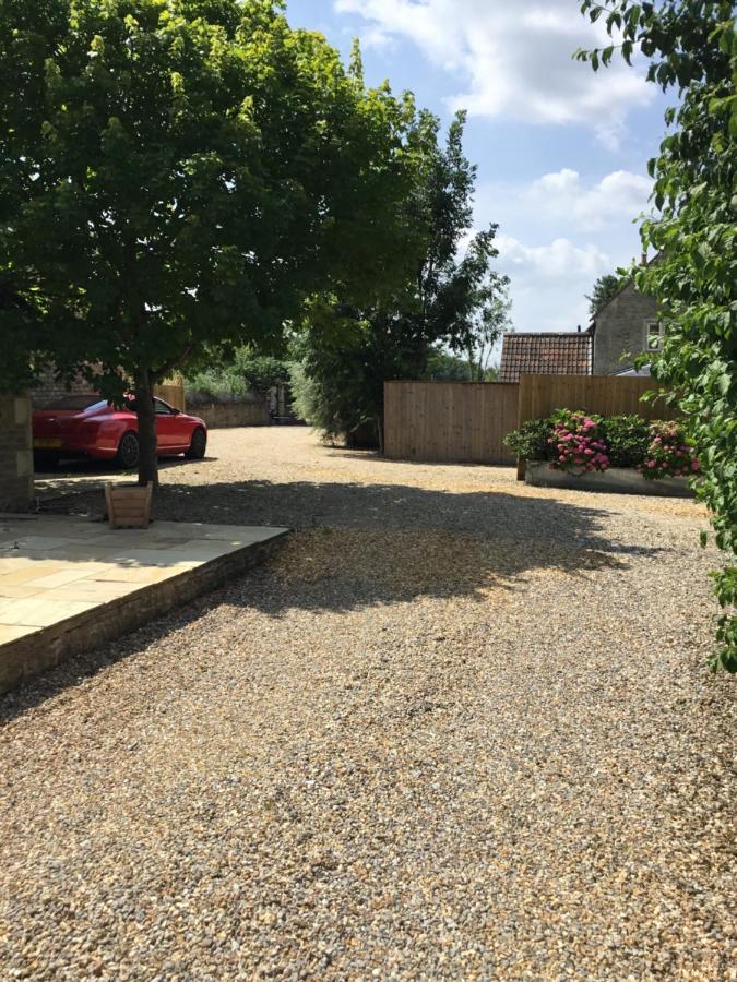 Self Contained Holiday Home Caravan Corsham Esterno foto