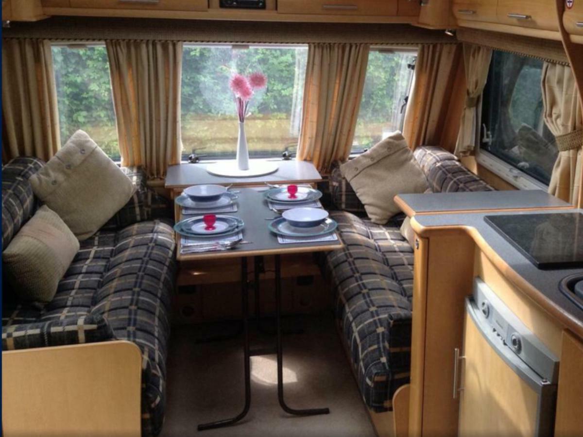 Self Contained Holiday Home Caravan Corsham Esterno foto